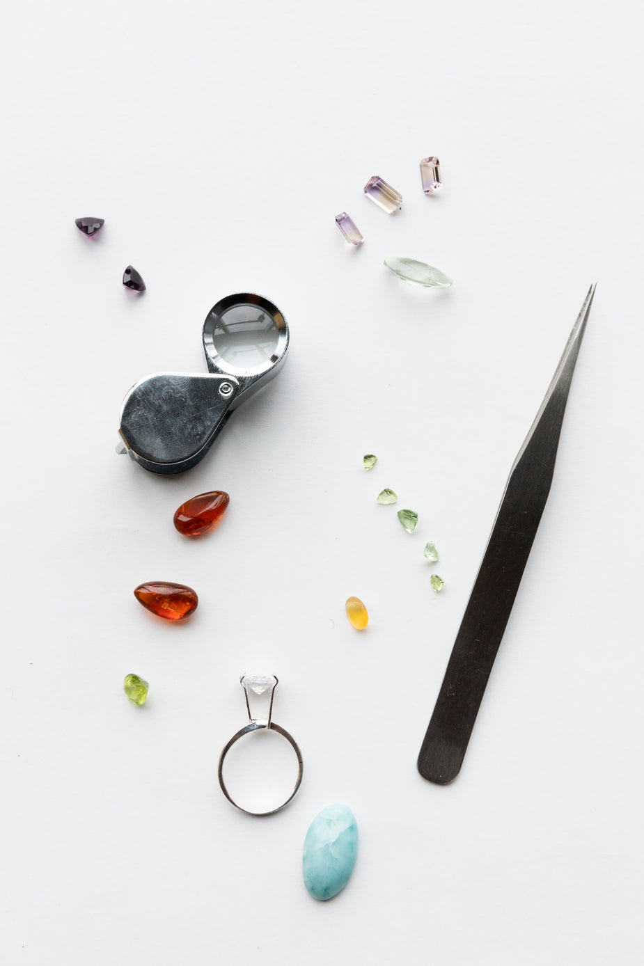 Understanding Gemstone Meanings and Birthstone Colors for Each Month